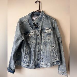 Time and Tru Women’s Denim Trucker Jean Button Up 
Jacket NWOT Size XL